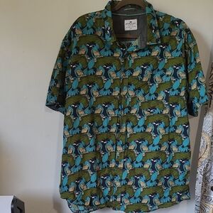Tropical Blue & Green Parrot Print Short-Sleeve Button-Down Shirt